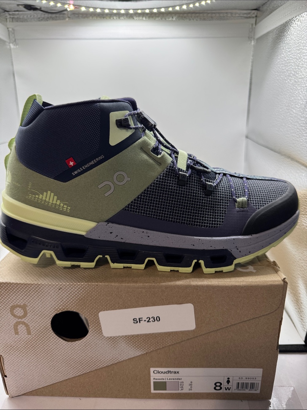 On Running Cloudtrax Mid Hiking Boot - Lavender & Olive Green
